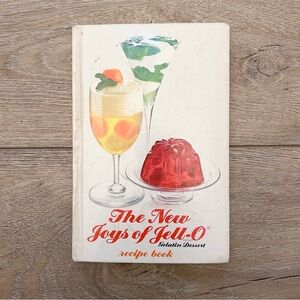 Vintage  The New‎ Joys of Jell-O Gelatin Dessert Recipe Book 1975 Hardcover